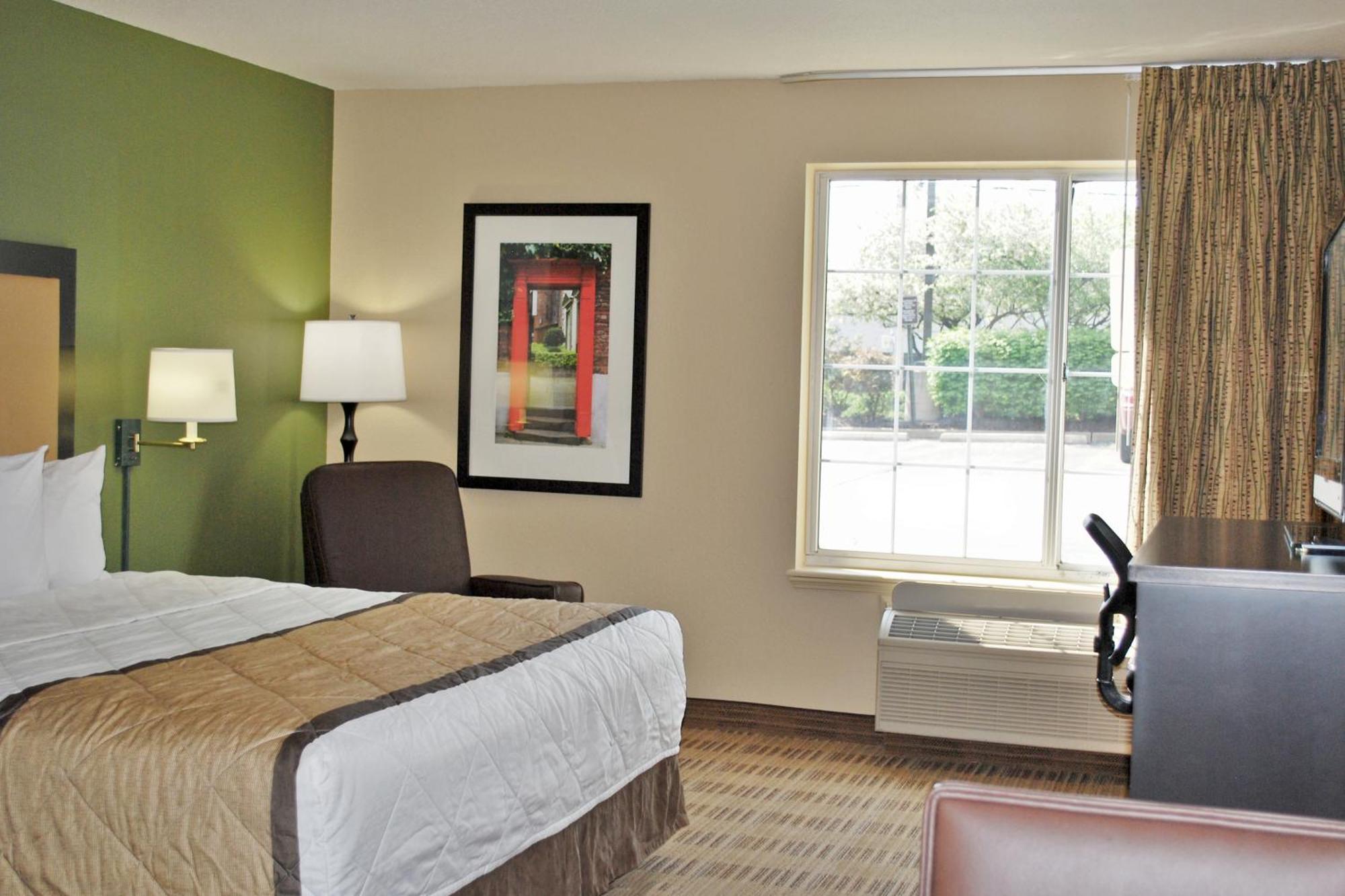 Extended Stay America Suites - St Louis - Westport - Central Maryland Heights Exterior photo