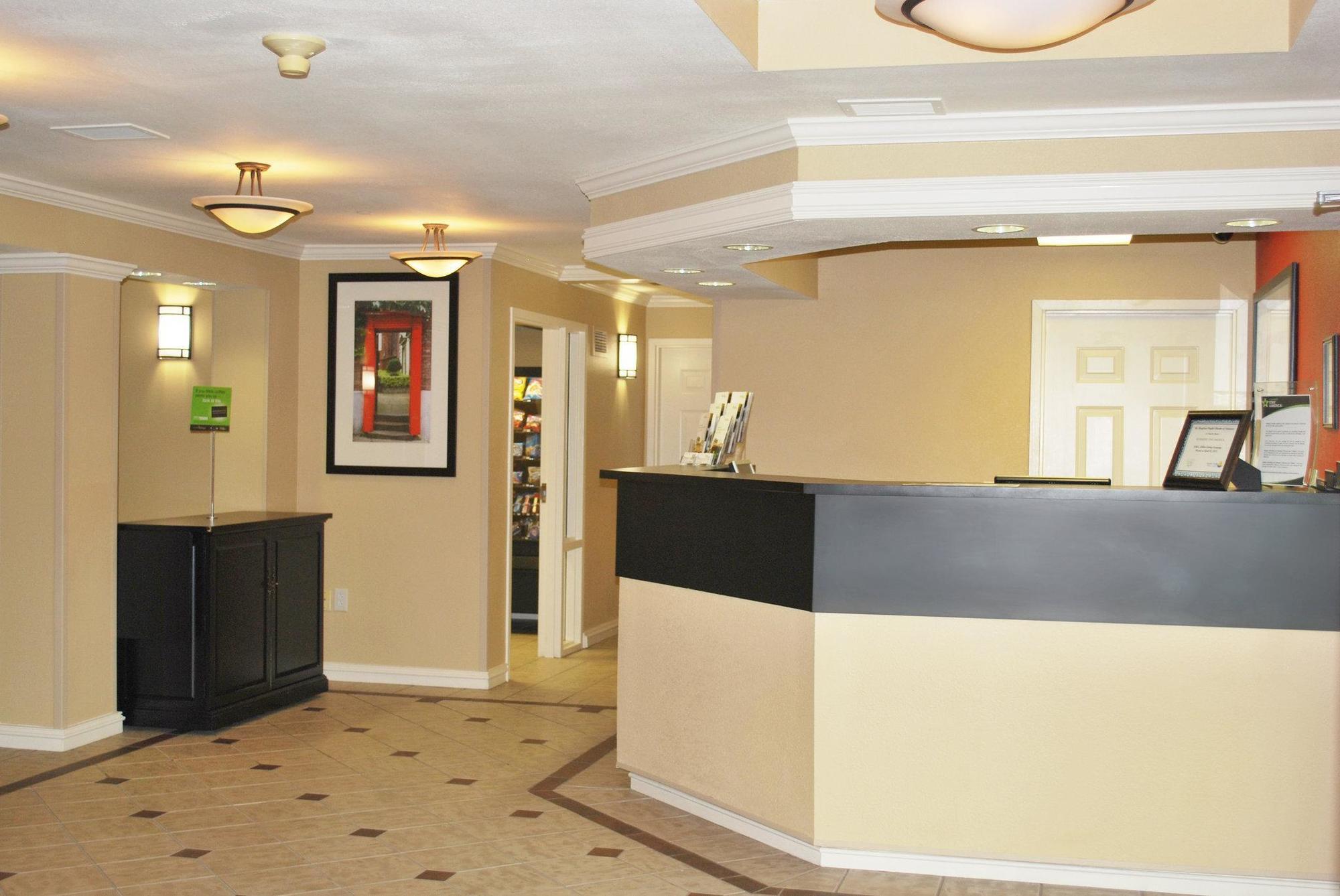 Extended Stay America Suites - St Louis - Westport - Central Maryland Heights Exterior photo